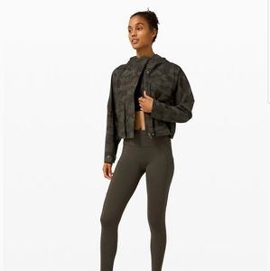 Lululemon rain chaser jacket